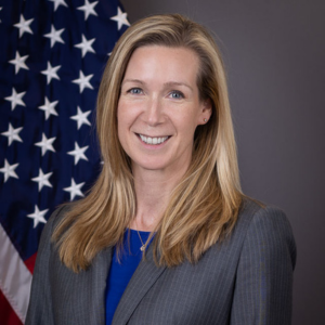 Teri DeVoe- Headshot